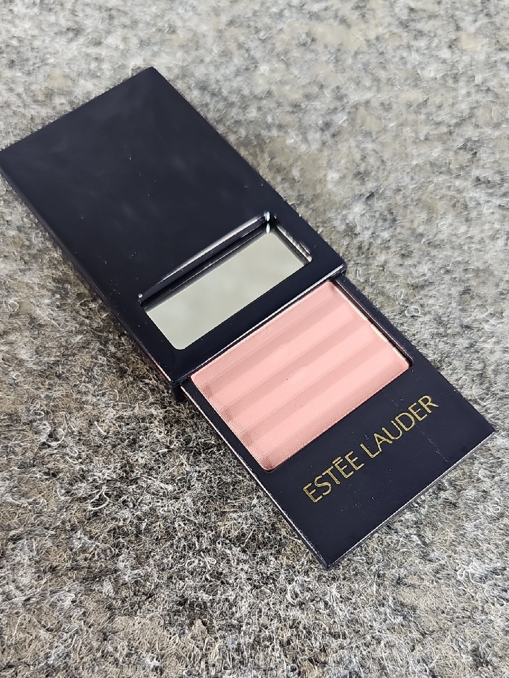 Estée Lauder Tender Blush, 323 Plum Rose, Travel-sized "Slider" Compact, NEW
